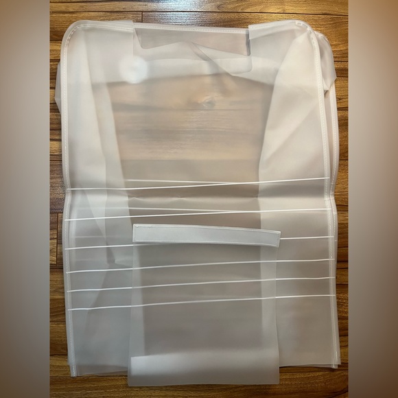 Monos Luggage Cover (check in medium) NEW BNWT - Picture 6 of 11